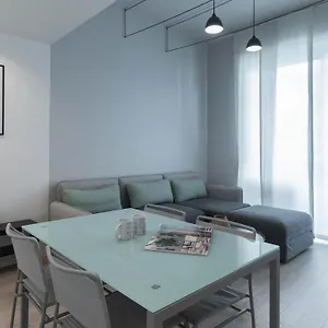 https://italianway-sabotino-19.italymilanhotels.net